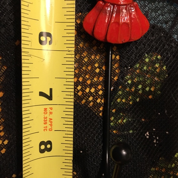 Set of 2 Lobsters 🦞 🦞 each with hanging hooks. - Picture 8 of 13